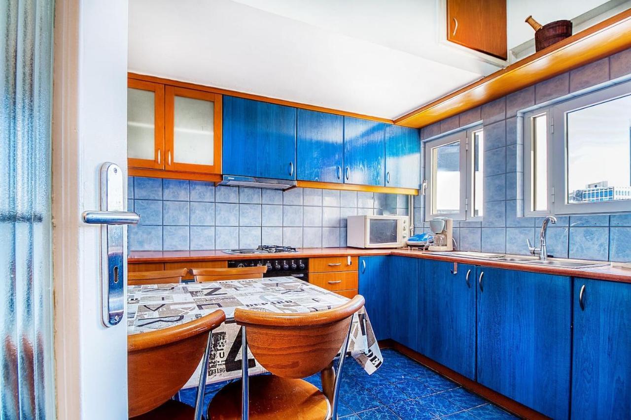 Spacious Flat Near Ampelokipoi Metro Station Athens Exterior photo