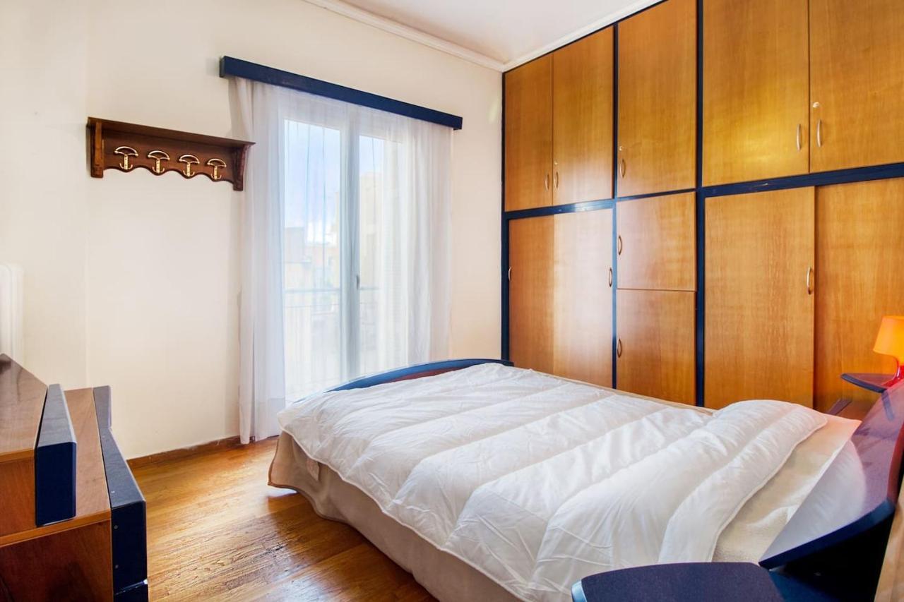 Spacious Flat Near Ampelokipoi Metro Station Athens Exterior photo