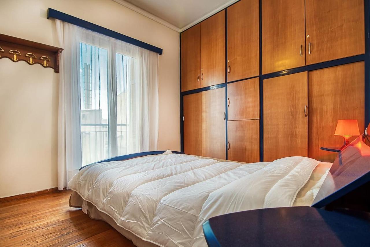 Spacious Flat Near Ampelokipoi Metro Station Athens Exterior photo